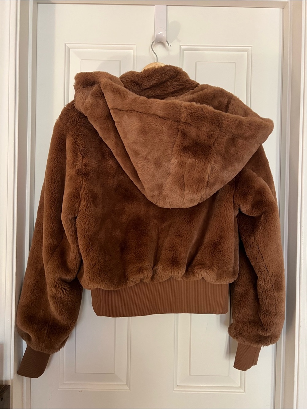 Elie Tahari Chestnut Brown Faux Fur Hooded Jacket - Picture 7 of 10